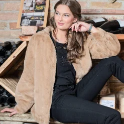 Zillertaler Trachtenwelt Jacken-Damen Kuscheljacke "Nina", Mokka Braun